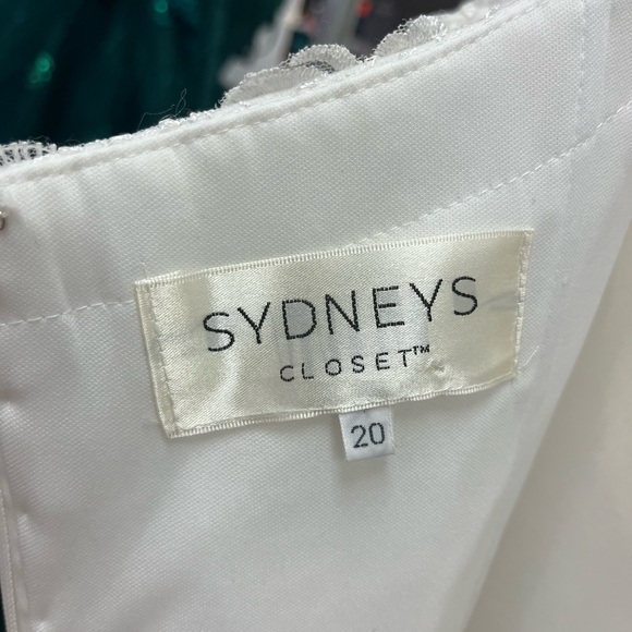 Sydney’s Closet Plus Size Mermaid Bridal Gown - Picture 10 of 12